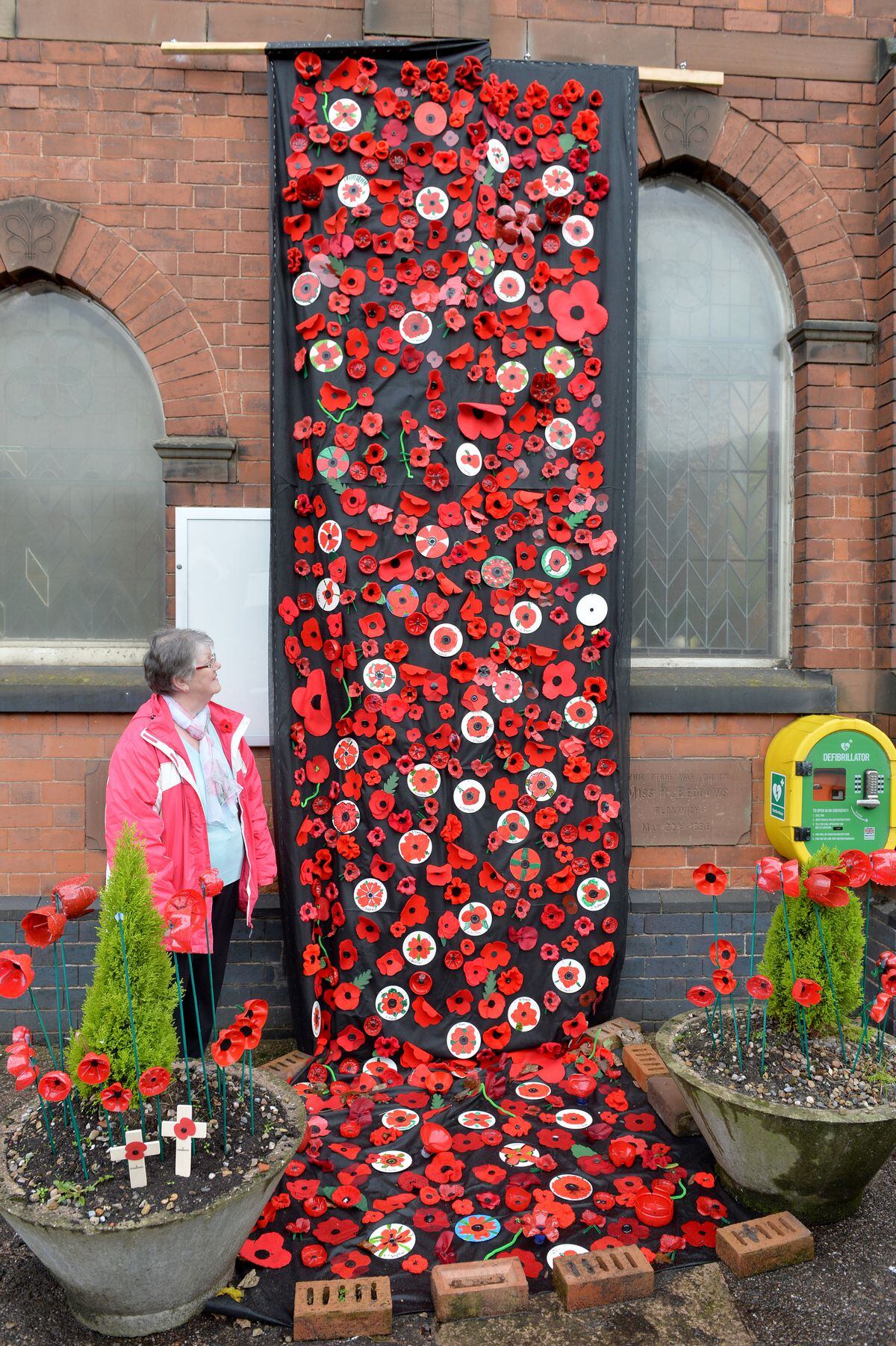 Hundreds Of Poppies Donated For Church S Display Express Star