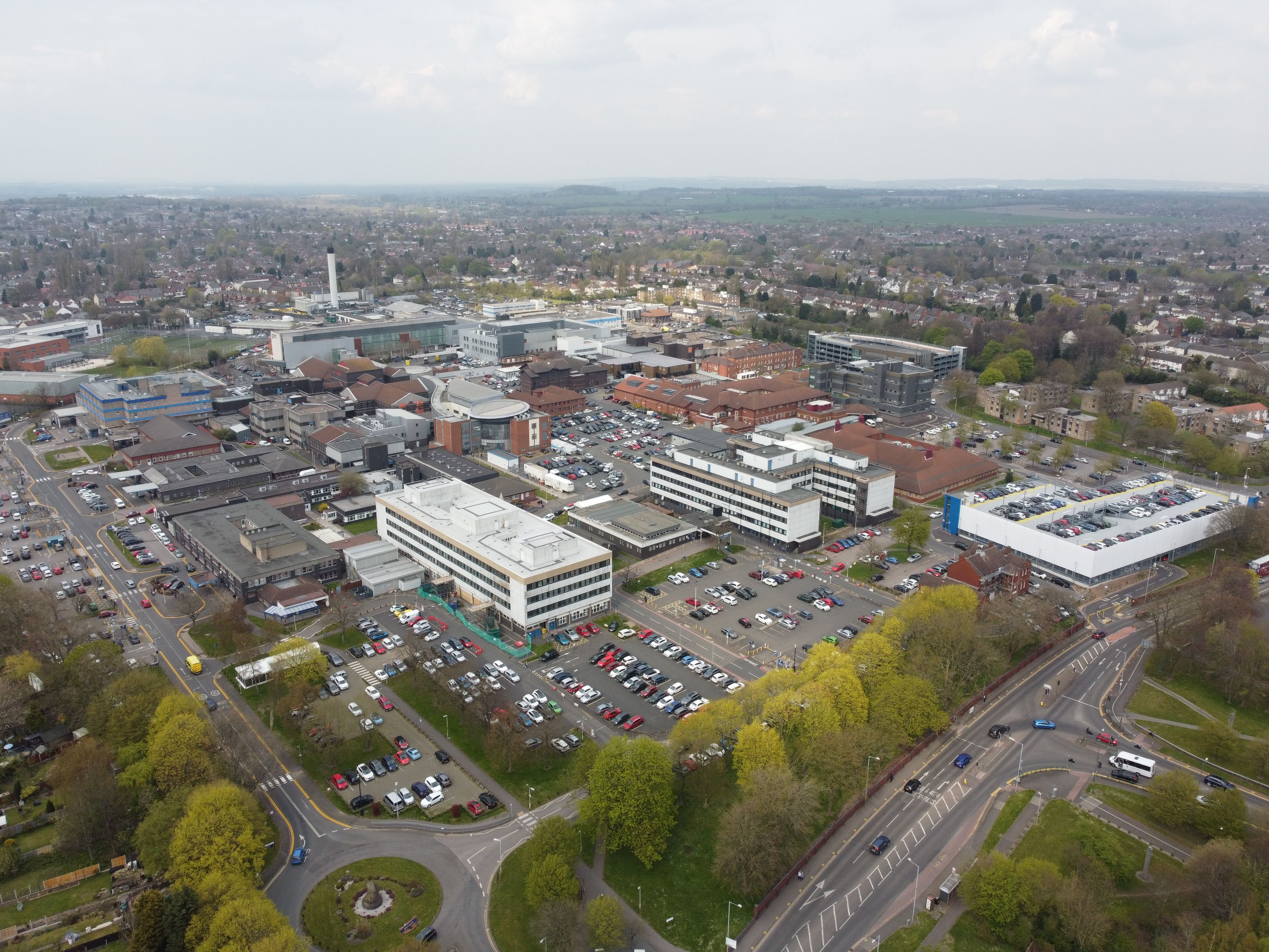 Wolverhampton hospital building closes for six months as major roof repairs begin