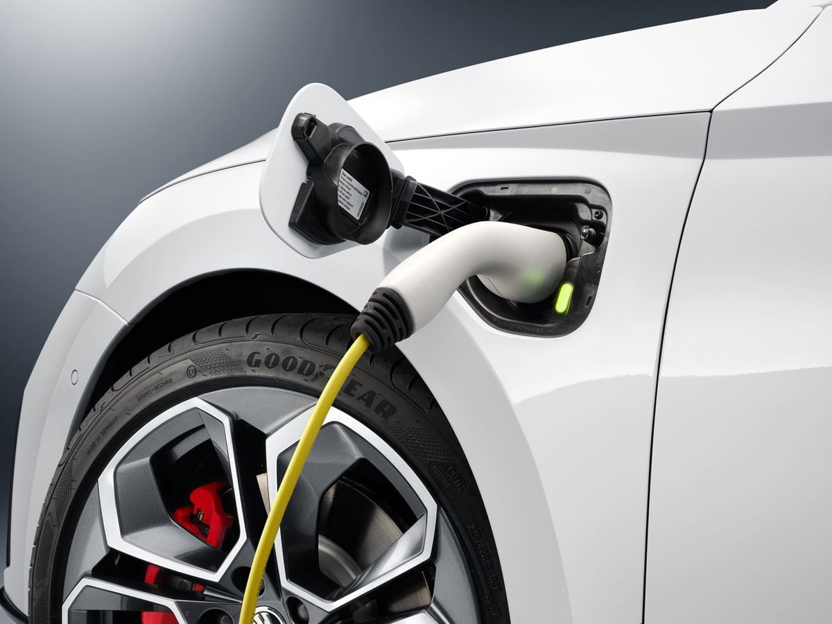 electric vehicle charging only plug in hybrid