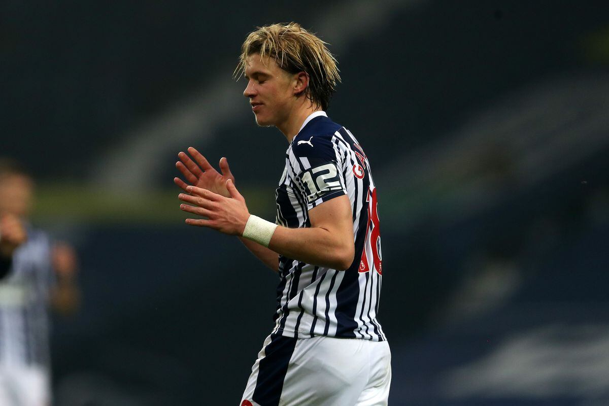 Conor Gallagher wins West Bromwich Albion Young Player of the Season award  - We Ain't Got No History