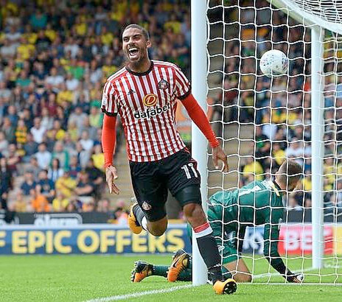 Lewis Grabban Arrives At Reading FC On Loan From Bournemouth