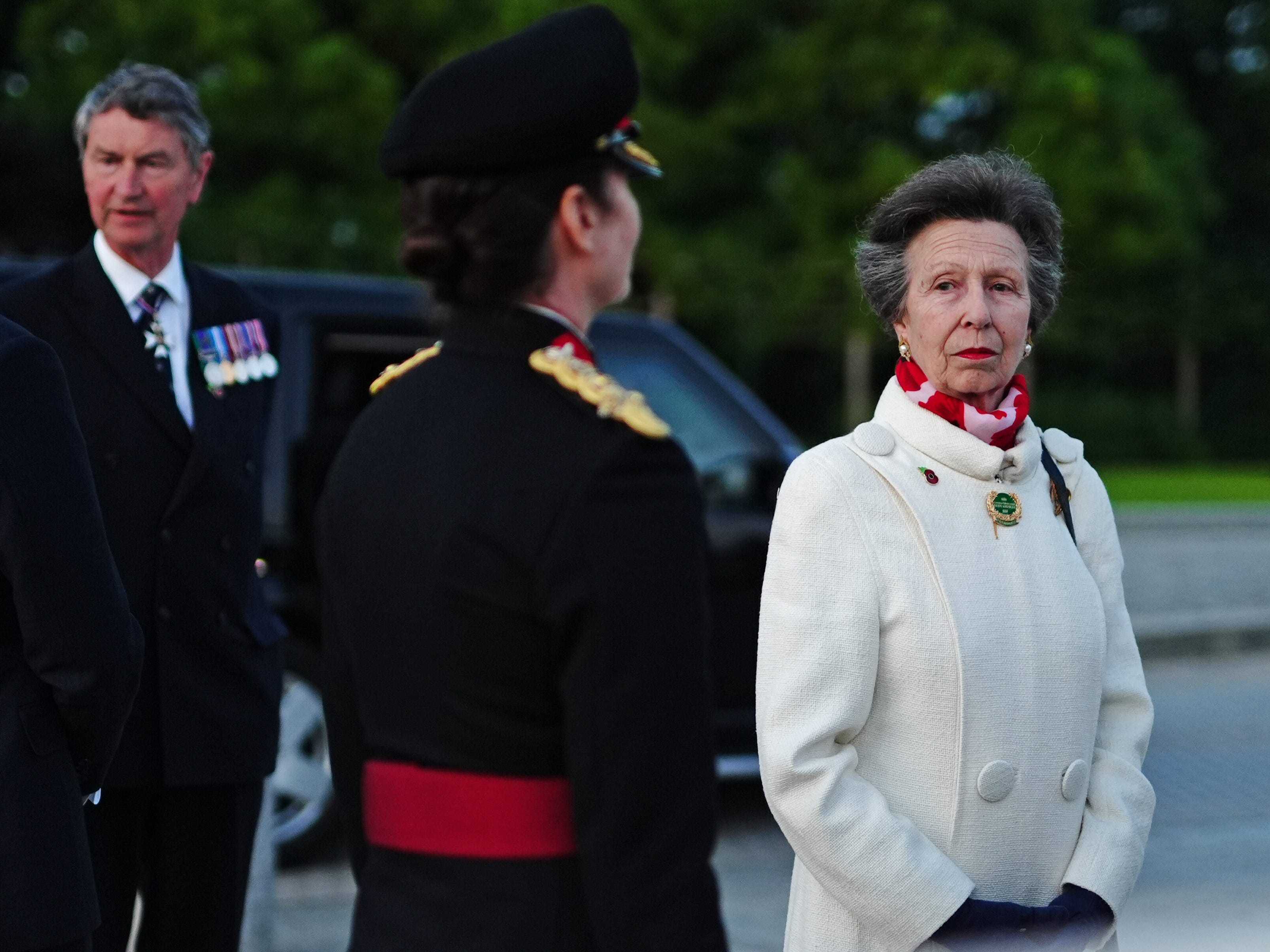 Anne expresses regret at missing First World War commemorations in Canada