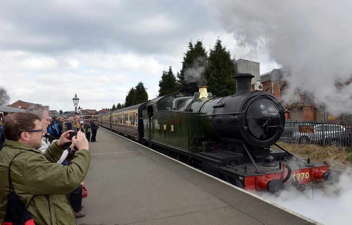 IN PICTURES Thousands flock to Severn Valley Railway's Spring Steam