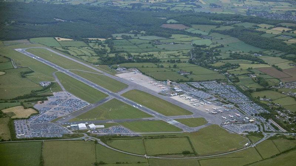 Bristol Airport flights halted after plane comes off runway | Express ...