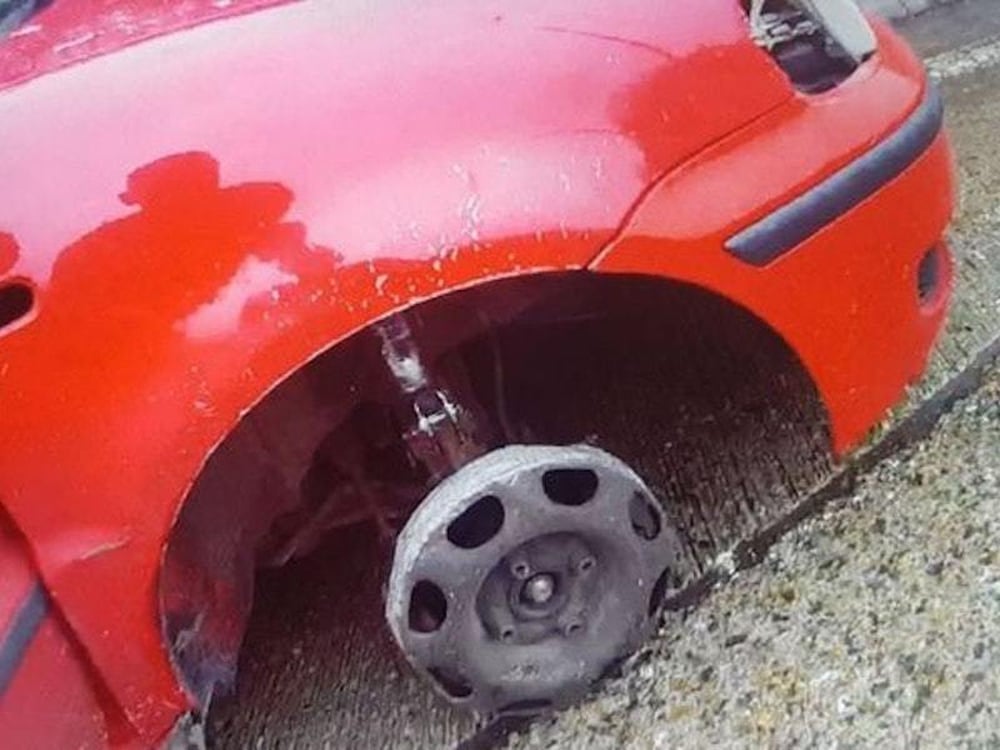 Shocked Police Discover Car Being Driven With No Tyre Express