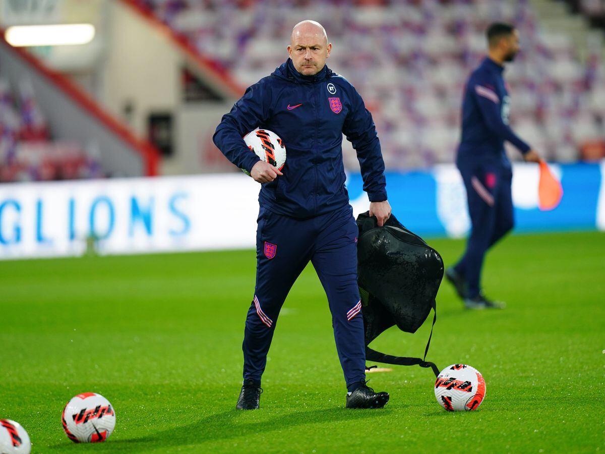 Lee Carsley Throws Down Gauntlet To England U21 Players To Reach Qatar ...