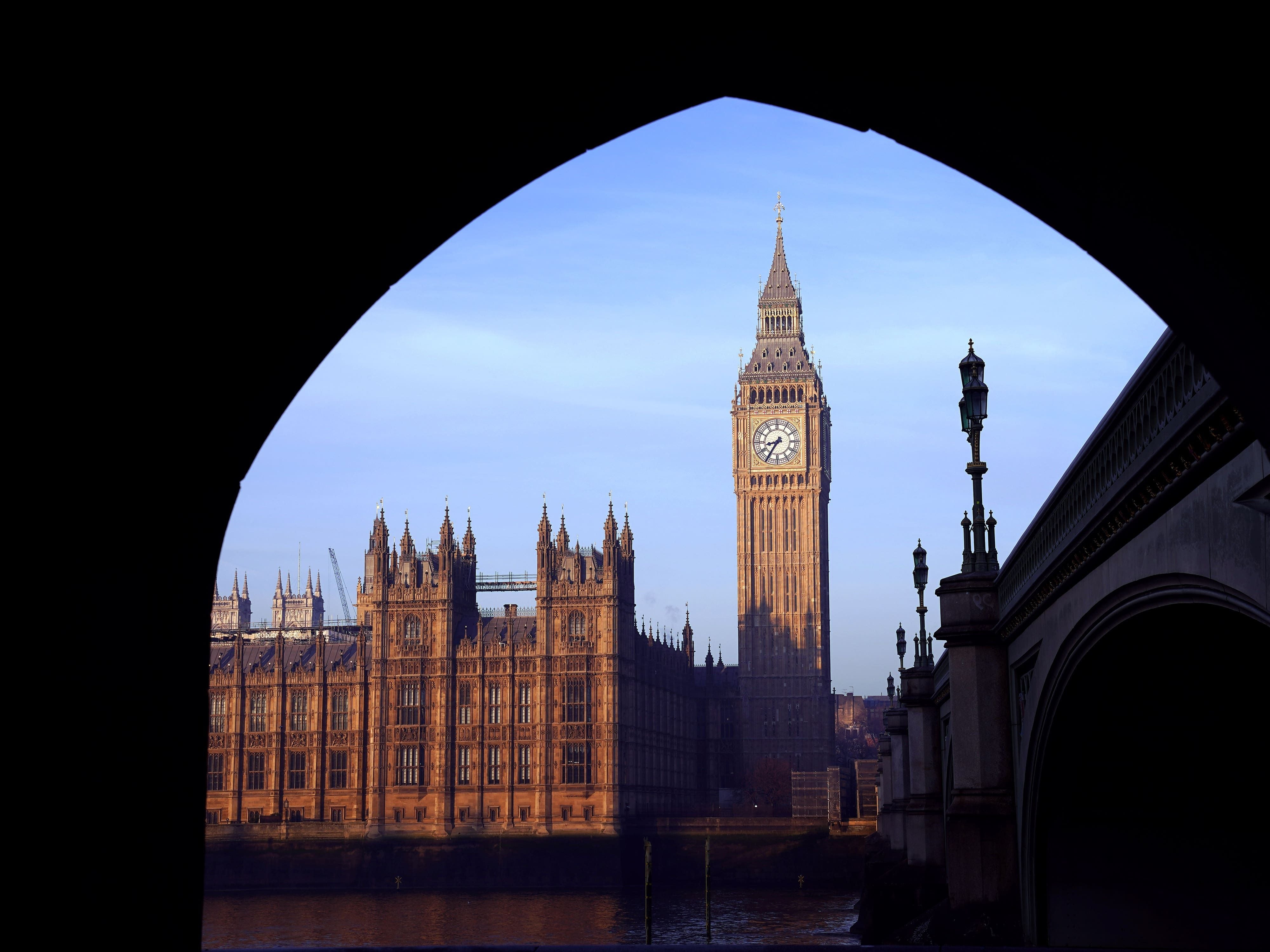 MPs back moves to further restrict them from taking on paid lobbying work