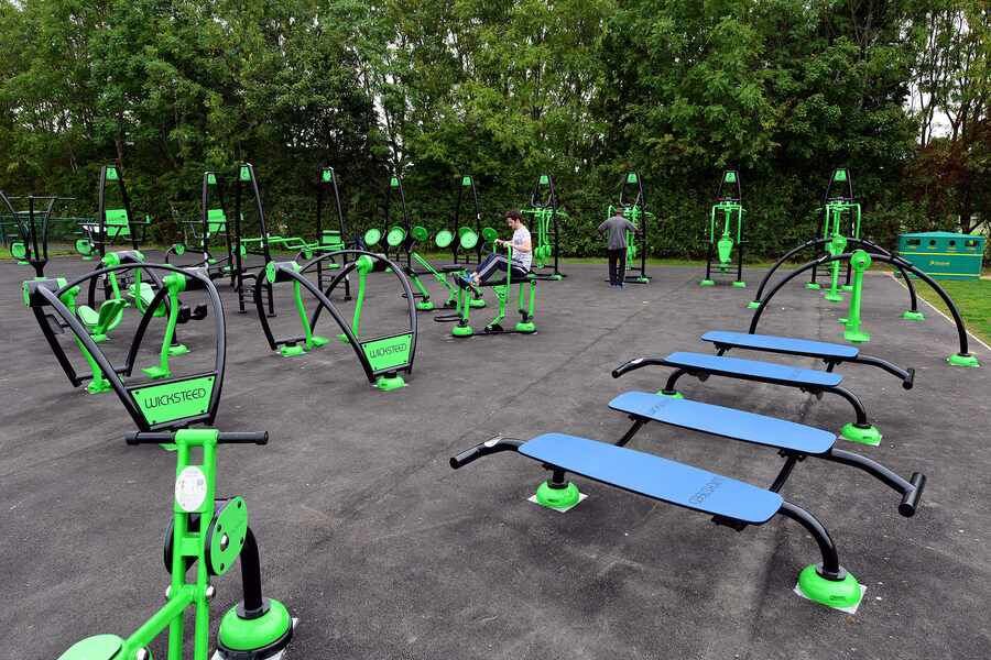 New West building an outdoor fitness area inMoody Park - New West