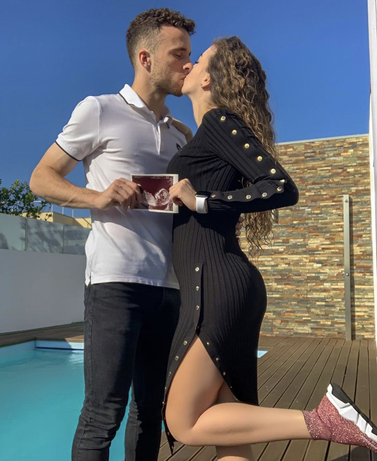 Wolves striker Diogo Jota is expecting first child with girlfriend | Express & Star