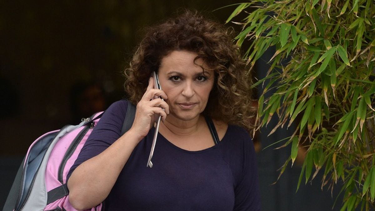 Nadia Sawalha Praised After Revealing She Is Losing Her Hair Express 