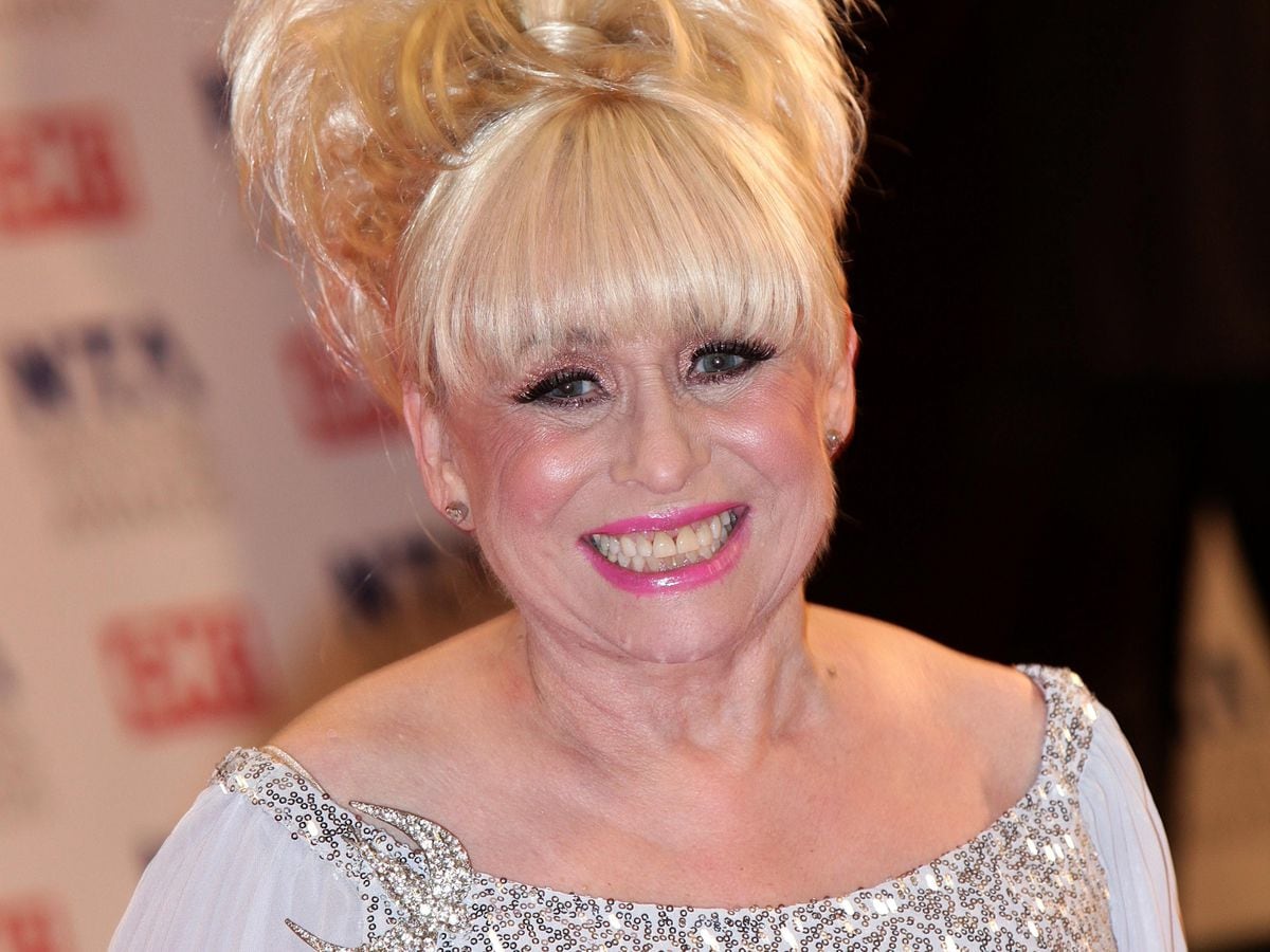 In Pictures Carry On Star And Queen Vic Landlady Barbara Windsor   GPBBJKMS4ZDIRNBGVIONFRJERA 