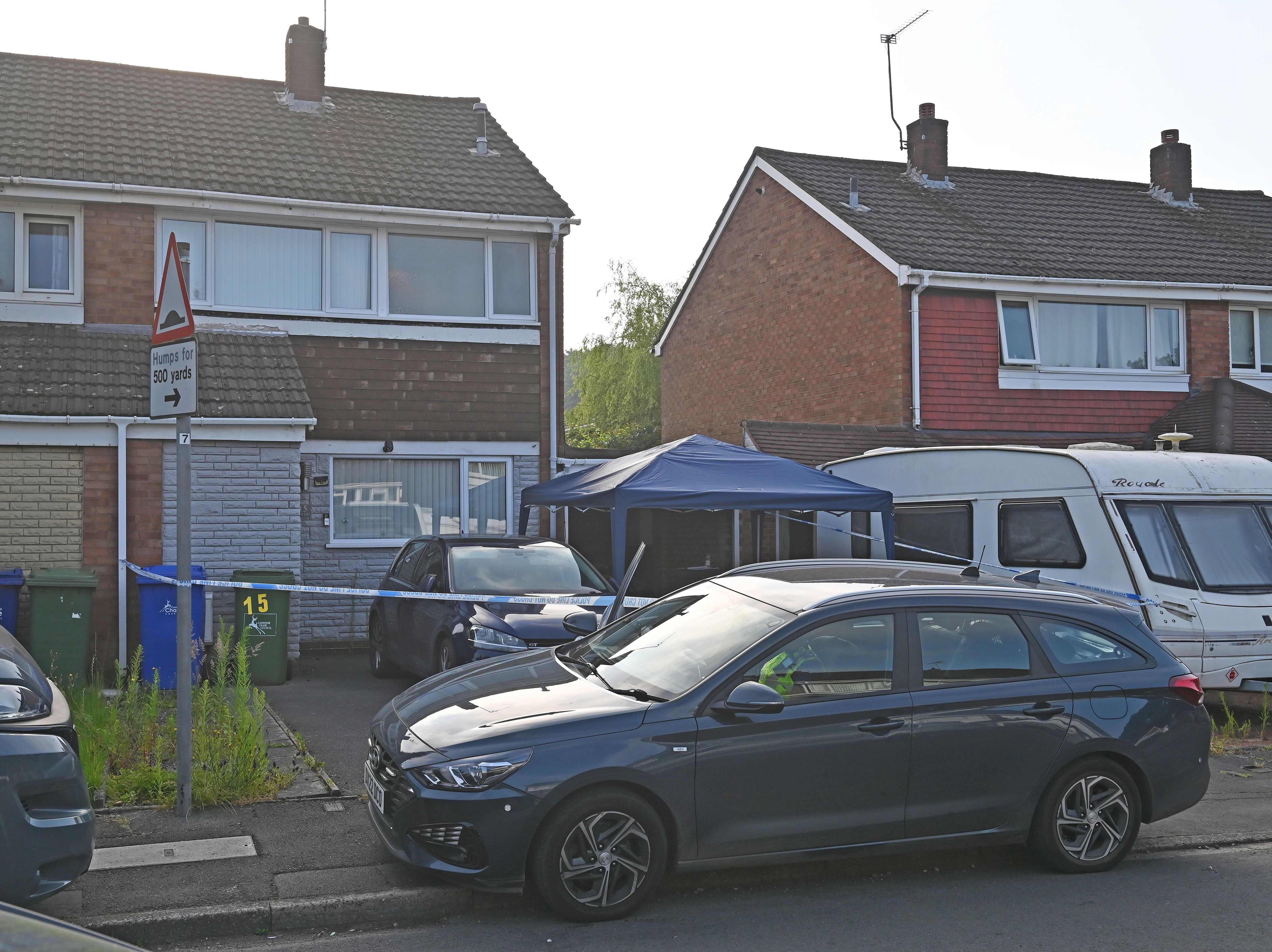 Police 'not looking for anyone else' after Hednesford deaths prompt murder probe