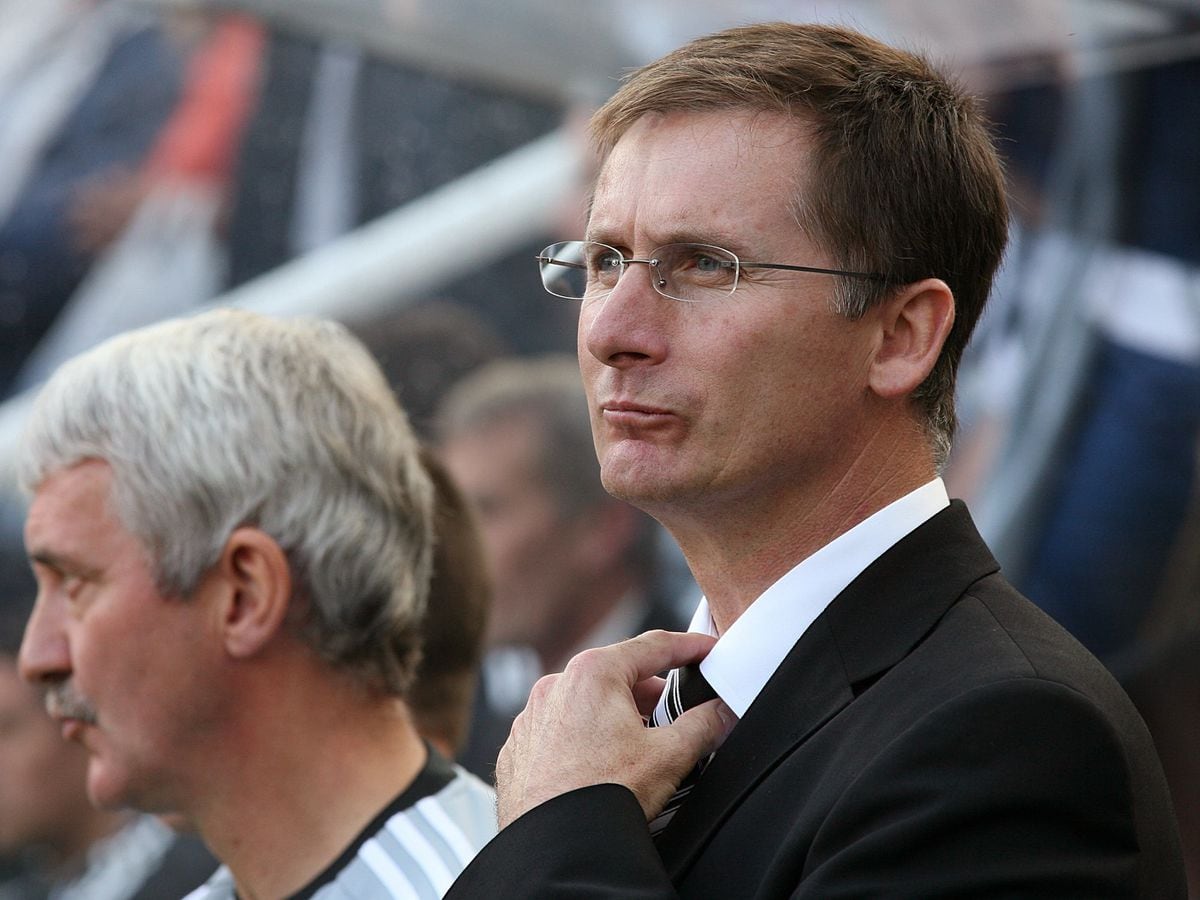 Former West Ham Boss Glenn Roeder Dies Aged 65 Express Star