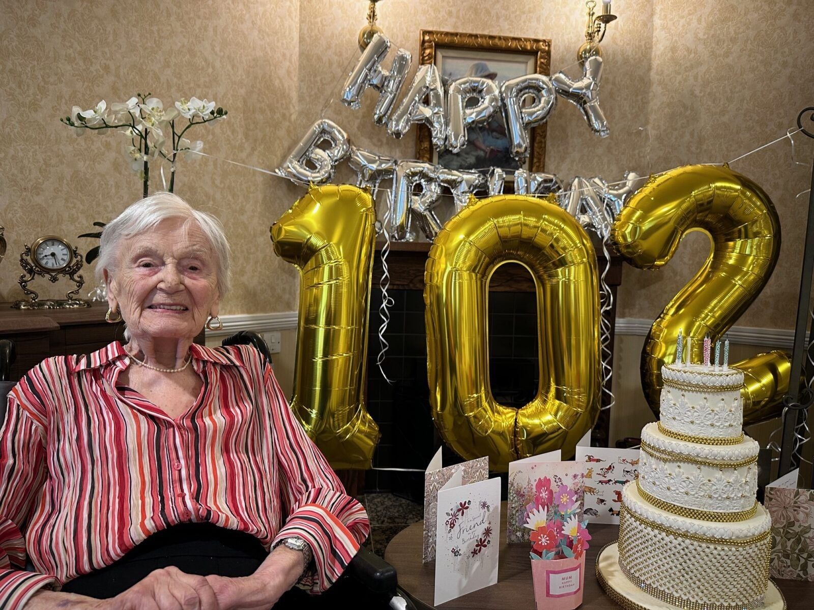 'Eat and drink what you want – especially G&Ts!'– The secret to living a long life, according to former 102-year-old Wolverhampton GP
