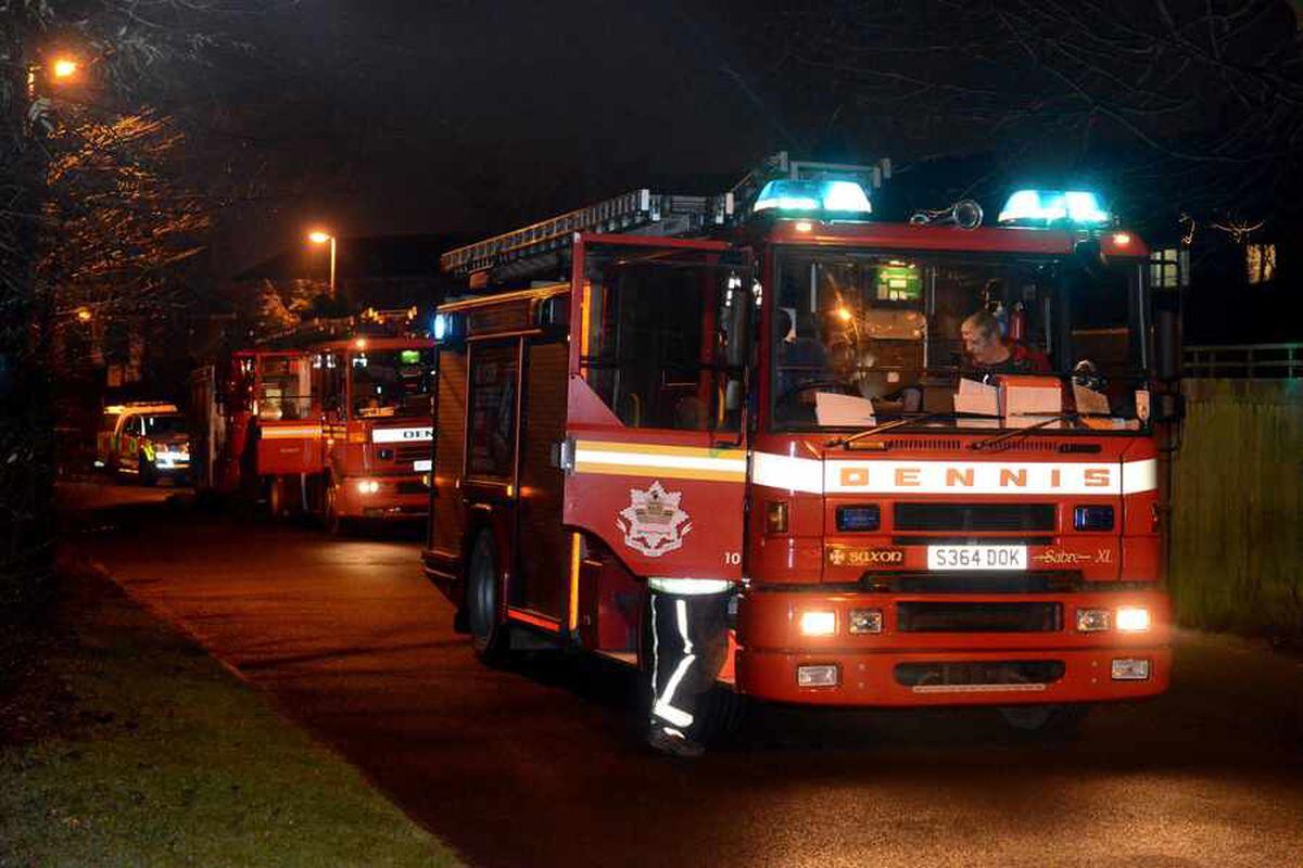 IN PICTURES: Dozens Of Firefighters Tackle Huge Blaze At Wednesfield ...