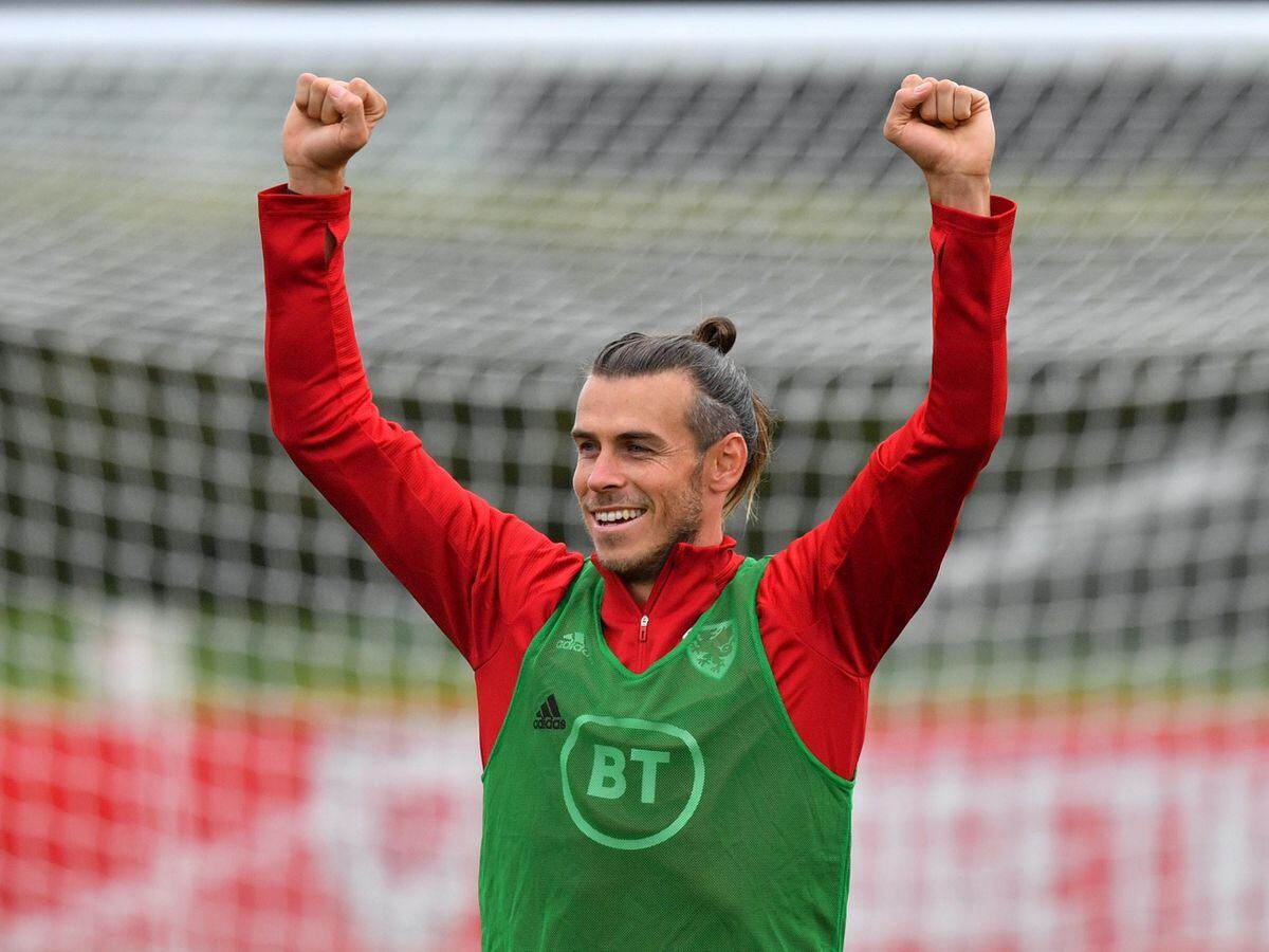 Gareth Bale S Representatives Discuss Tottenham Return Express Star