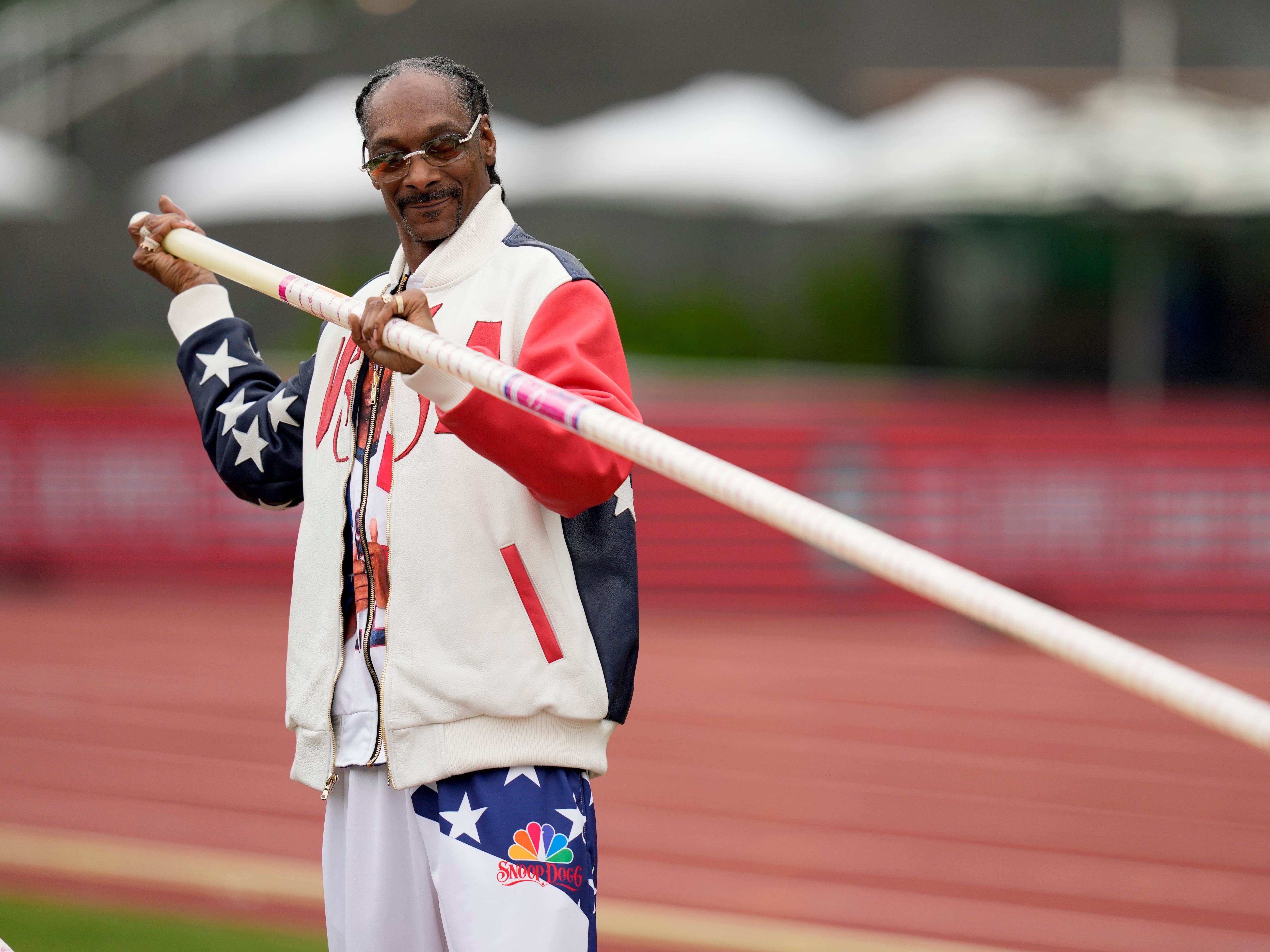 ‘Ya digggg?’ Snoop Dogg to carry Olympic torch in final stages of relay