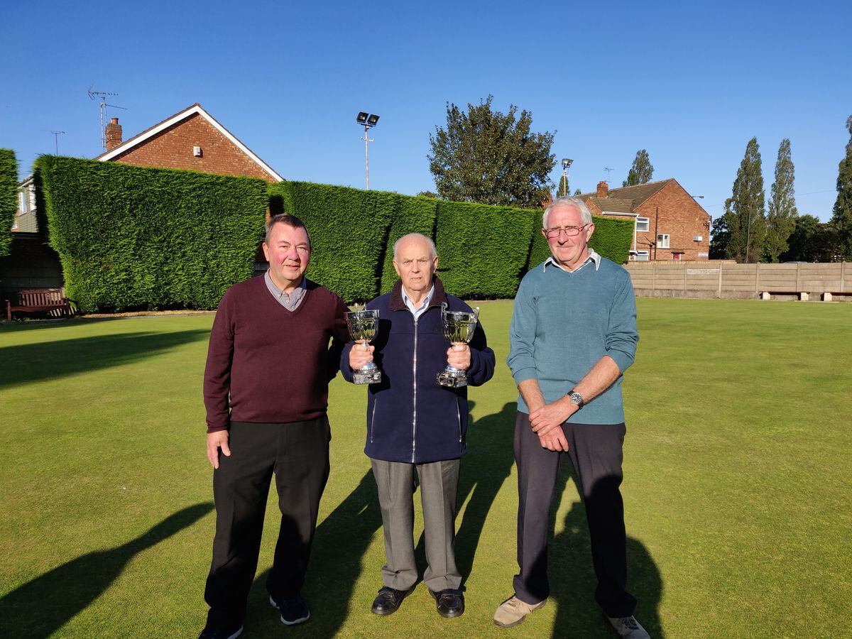 Bradley and Stewart strike in Wolverhampton Senior Bowls League