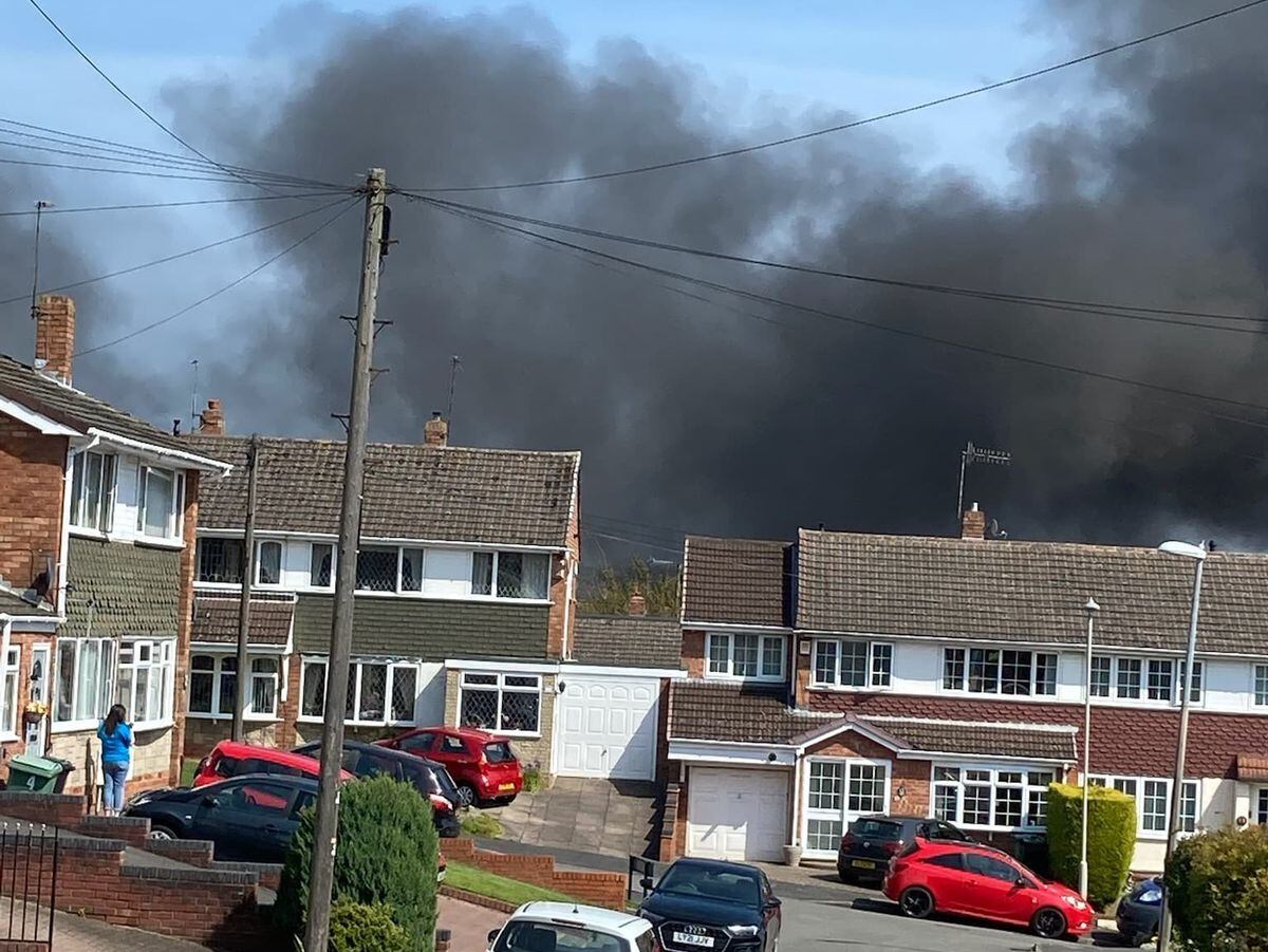 Bungalows evacuated as fire crews tackle carport fire in Kingswinford ...