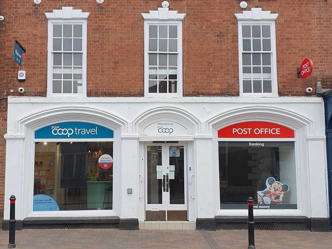 Travel agent opens new branch in Stourport with bright, fresh, and modernised holiday booking experience