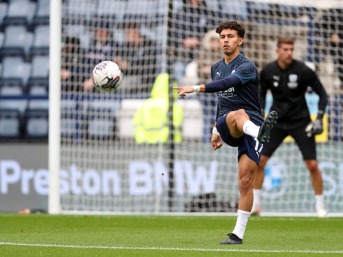 Albion sign Jeremy Sarmiento on loan from Brighton