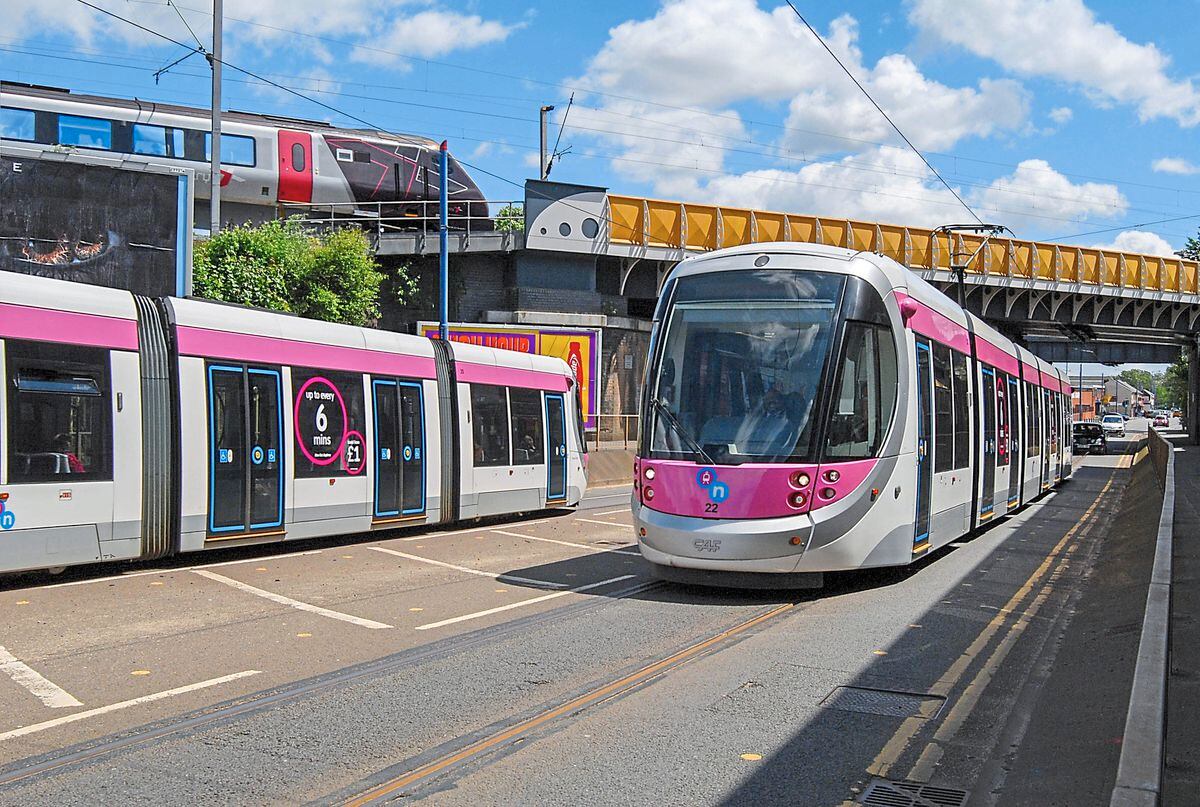 midland-metro-disruption-after-overhead-lines-damaged-during-recovery