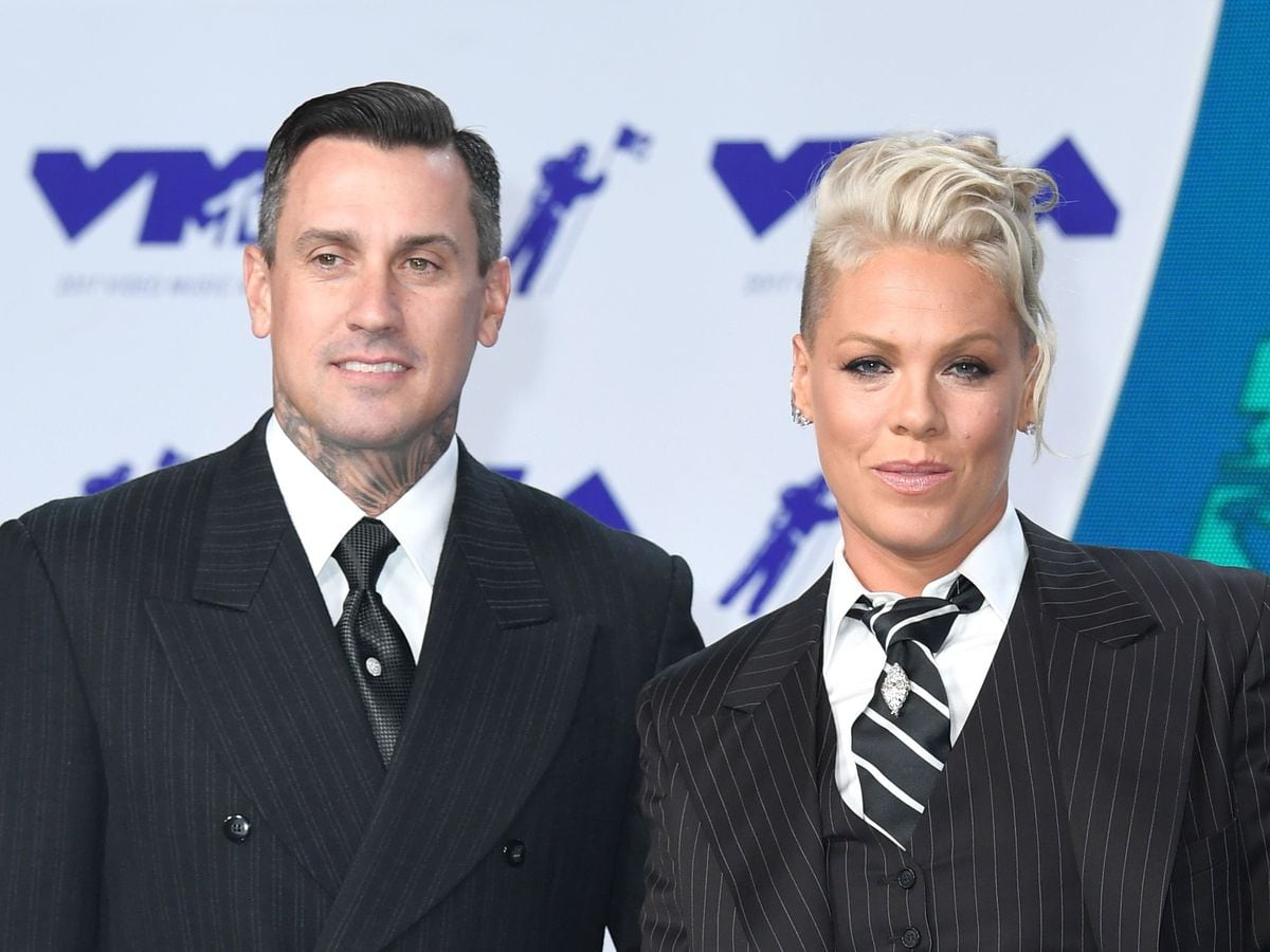 Singer Pink celebrates 15 years of marriage to Carey Hart Express & Star