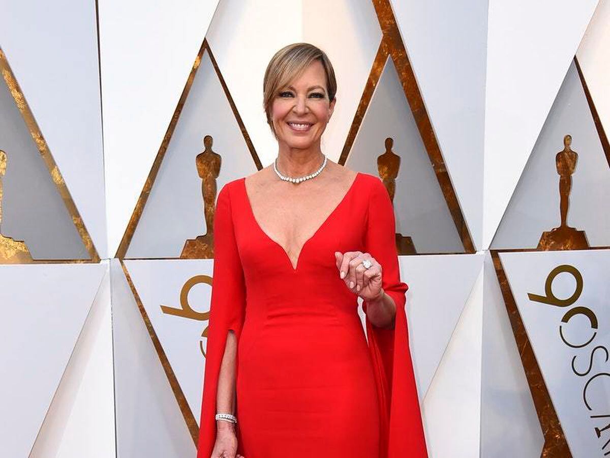 Allison Janney among stars sporting bold colours at the Oscars ...