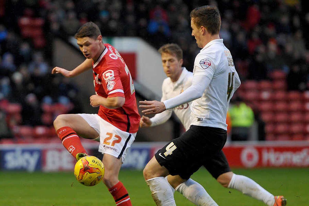 Walsall 2 Bradford 1 - Report And Pictures 