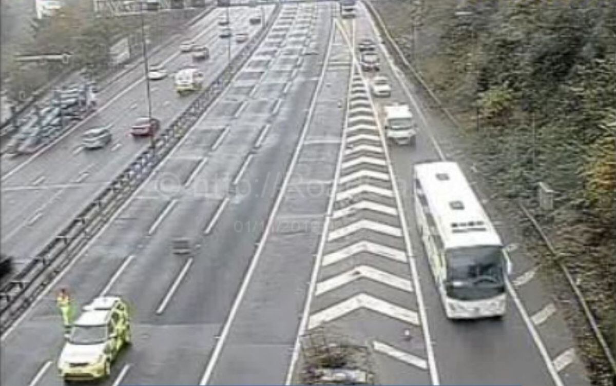Police probe as serious crash shuts M6 for six hours Express & Star