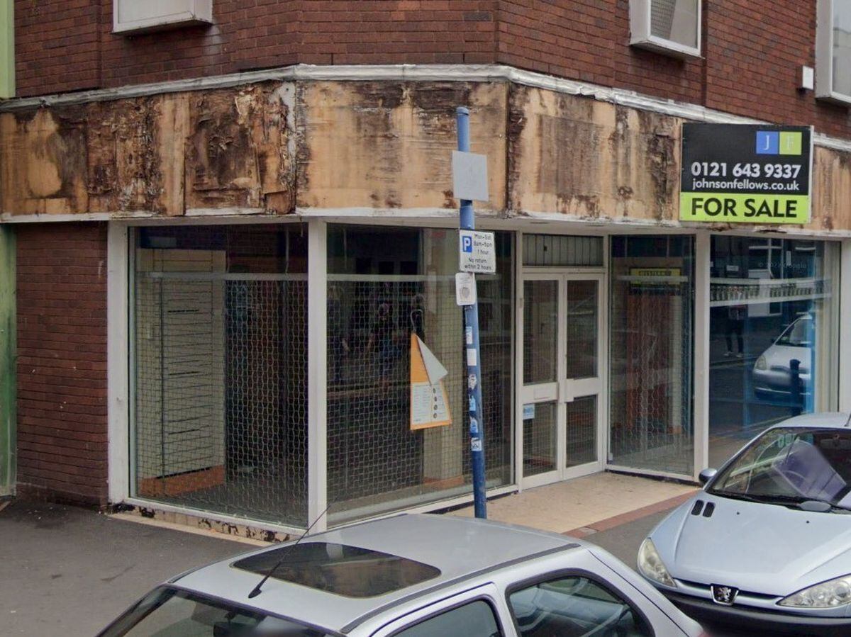 Disused travel agent’s shop to be converted after change of use plan approved