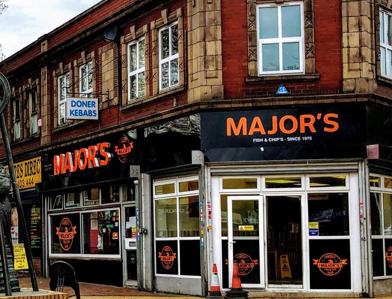 Major's Chippy: Looking back on 'institution' of Bilston town famous for its orange chips as new ownership announced

