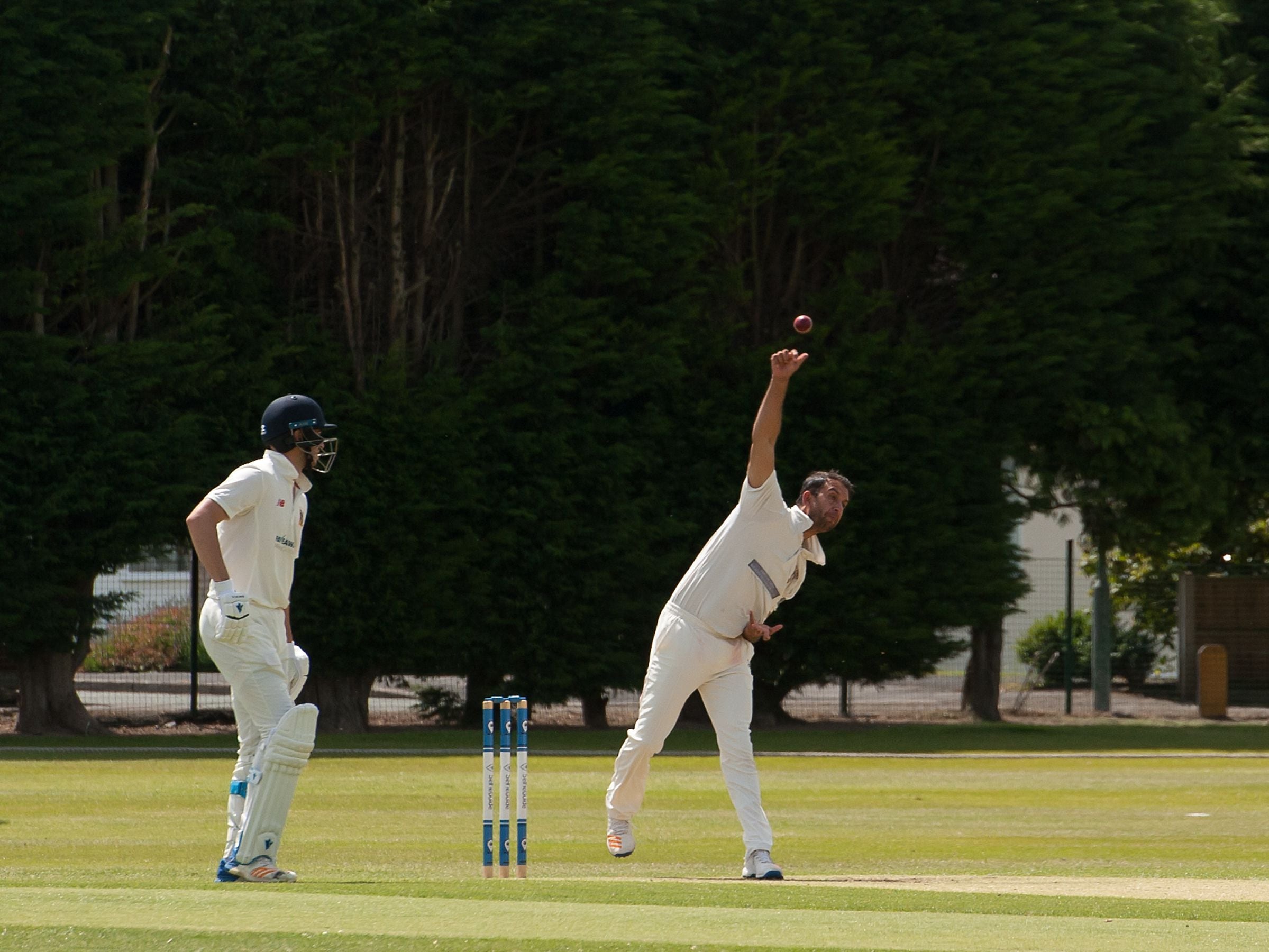 Smethwick back on top as they hold Dartmouth down
