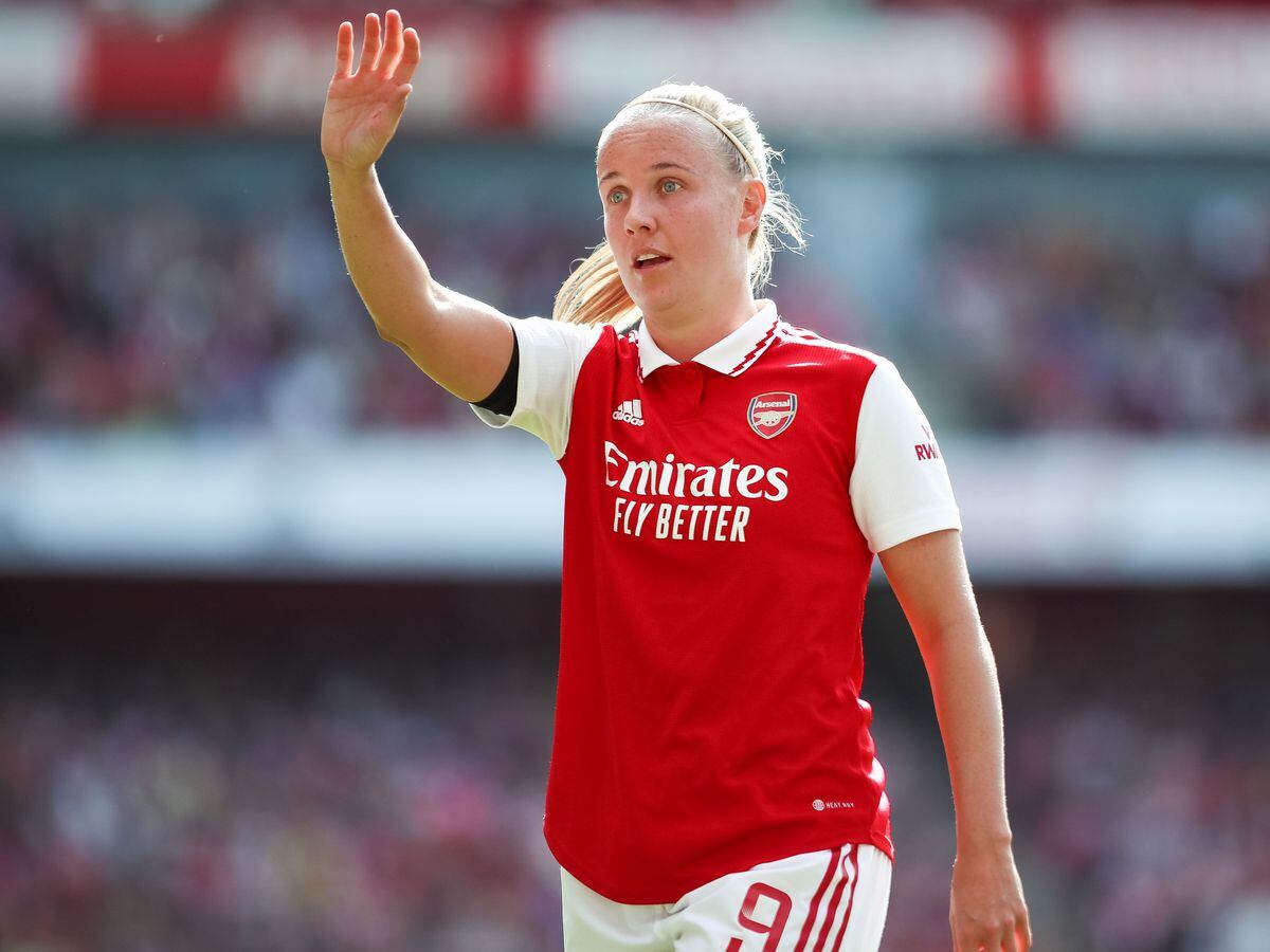 Doc on X: Beth Mead in the new Arsenal 23/24 home kit ♥️ https