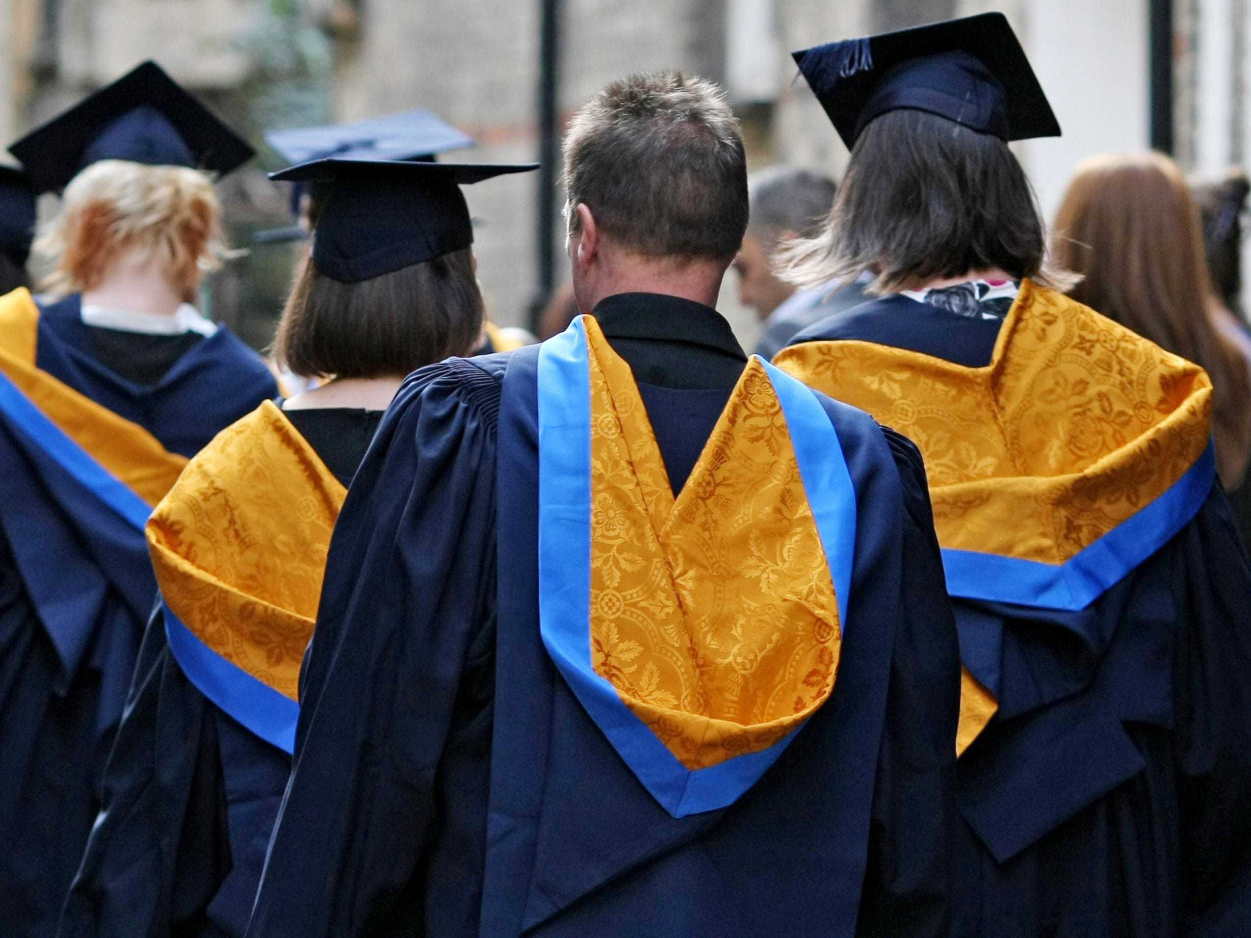 Top universities risk ‘elites’ domination as teenagers turn backs on degrees