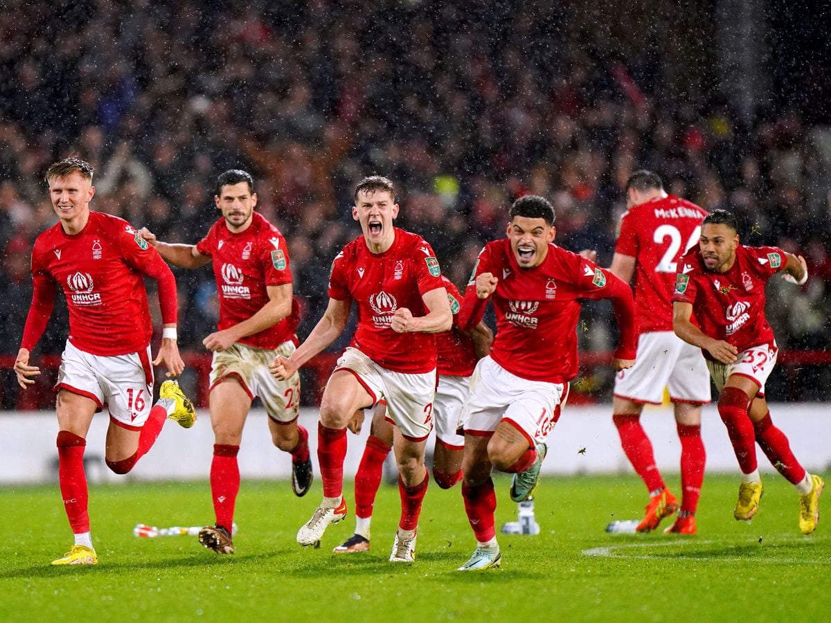 Dean Henderson is Nottingham Forest’s hero in shootout win over Wolves