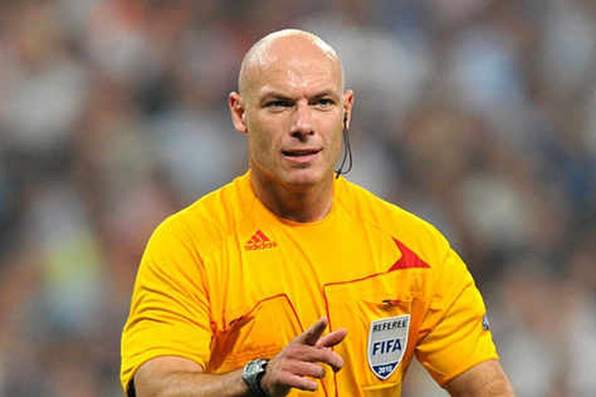 Alan Wiley's defence of Howard Webb | Express & Star