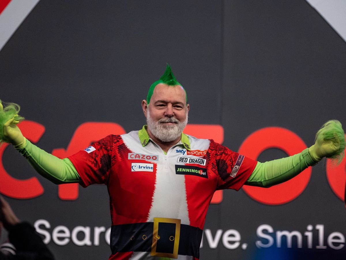 Peter Wright not expecting ‘monster’ Luke Humphries to win world title