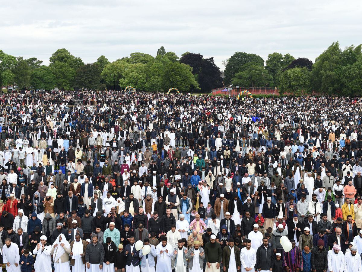 Tens Of Thousands Gather For Birmingham Eid Celebrations Express And Star