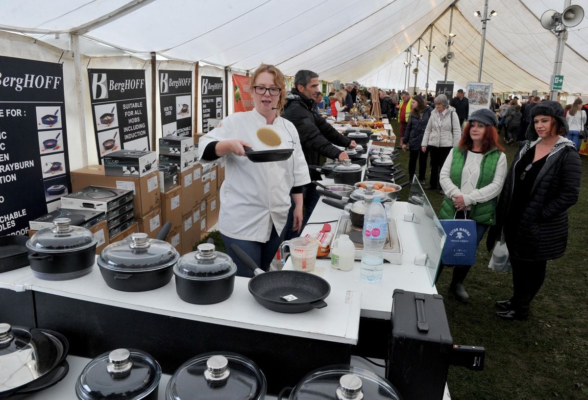 Record crowds turn up for Stone Food and Drink Festival with pictures