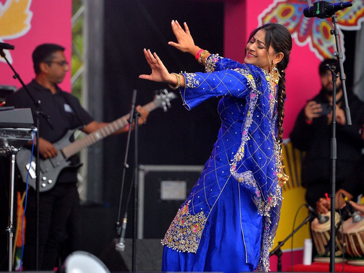 Sandwell & Birmingham Mela 2024: Lineup, tickets, funfair, bazaar & more at UK’s biggest mela