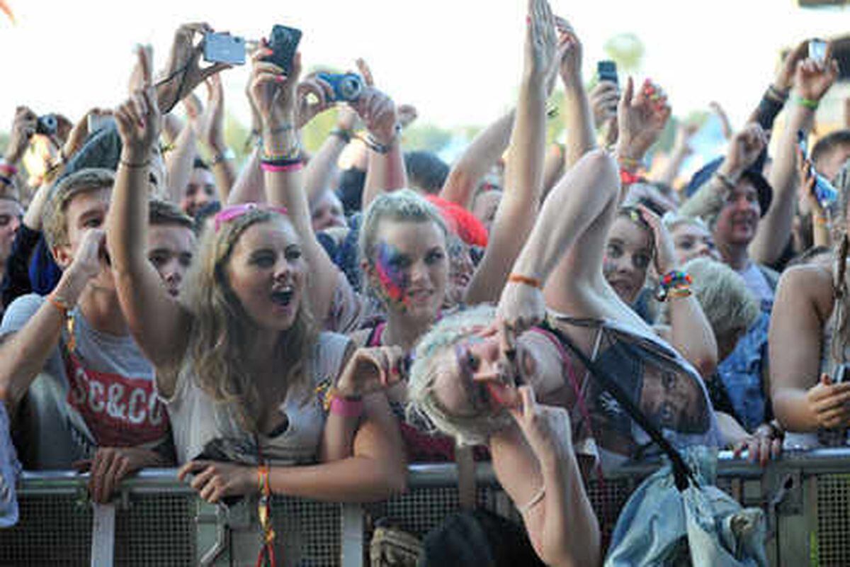 V Festival at Weston Park 2012 - the fans | Express & Star