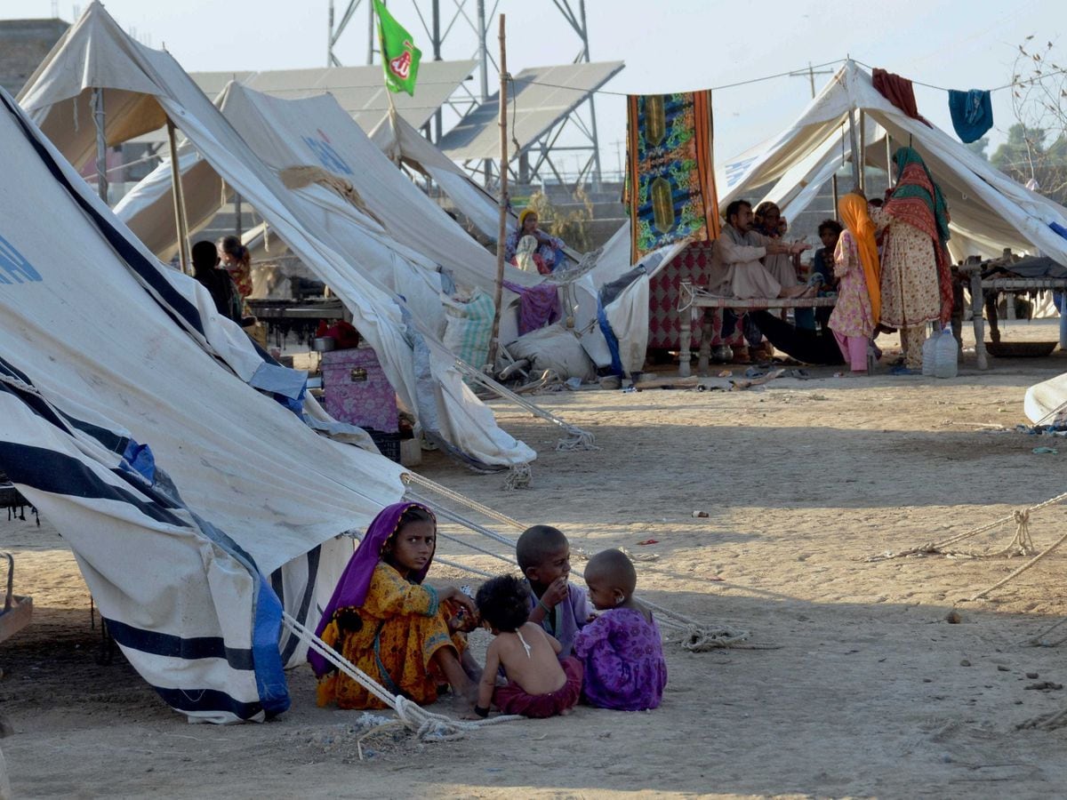 UN: 5.7 Million Pakistani Flood Victims To Face Food Crisis | Express ...