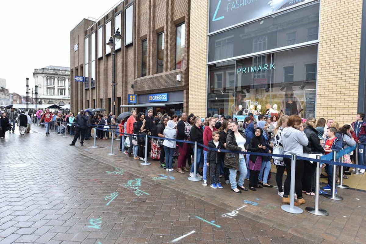 IN PICTURES and VIDEO Primark opens in Walsall Express & Star