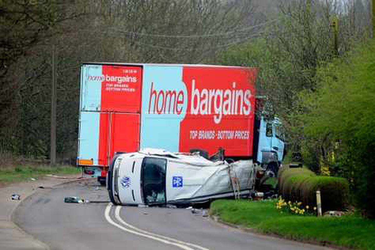 Explosion threat in Essington road crash Express Star