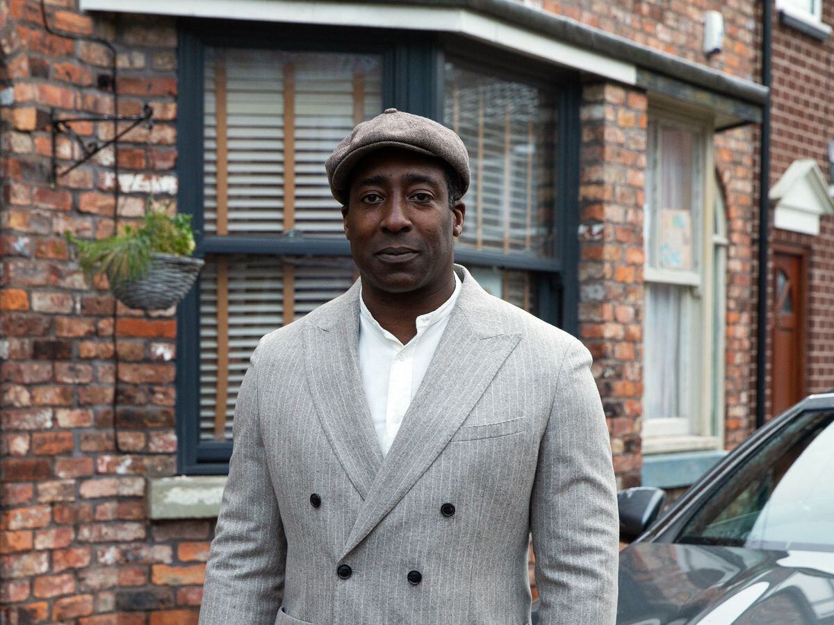 Coronation Street Unveils New Character Ronnie Bailey | Express & Star