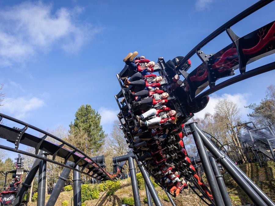 Review: 'I conquered my fear of rollercoasters thanks to Nemesis Reborn ...