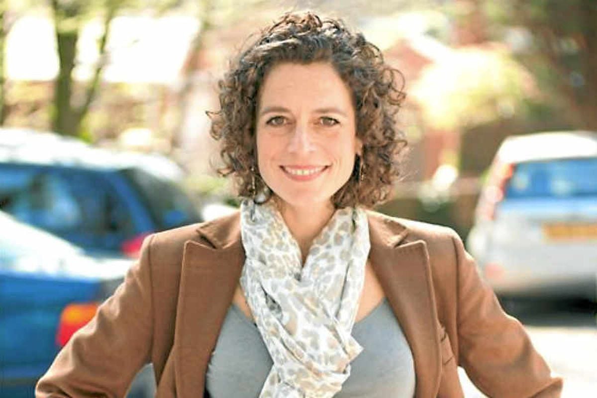 Tv Review Alex Polizzi The Fixer Returns Express And Star 0723