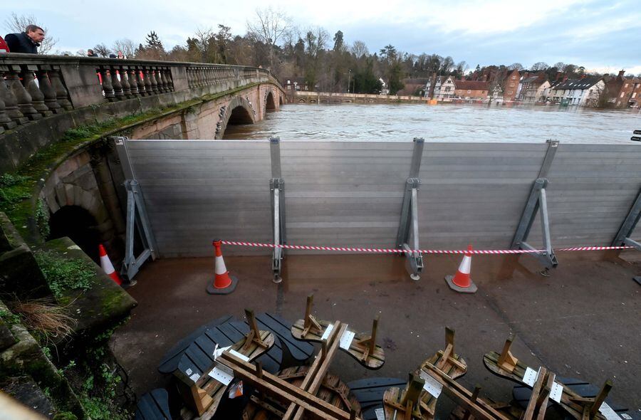 11 Photos Of Bewdley Flooding As High River Severn Continues To Surge