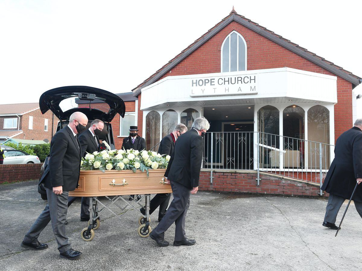 Mourners Wear Red Braces For Funeral Of Comedian Bobby Ball | Express ...